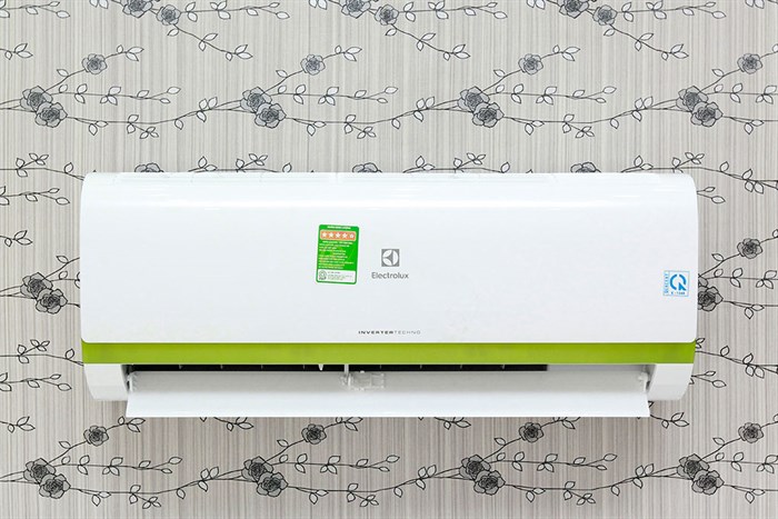 Máy lạnh Electrolux Inverter 1 HP ESV09CRK-A4 Màu Trắng