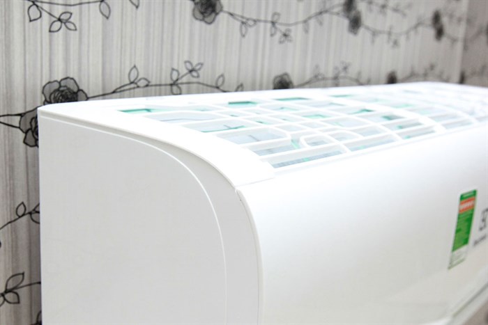 Máy lạnh Electrolux Inverter 1 HP ESV09CRK-A4 Màu Trắng