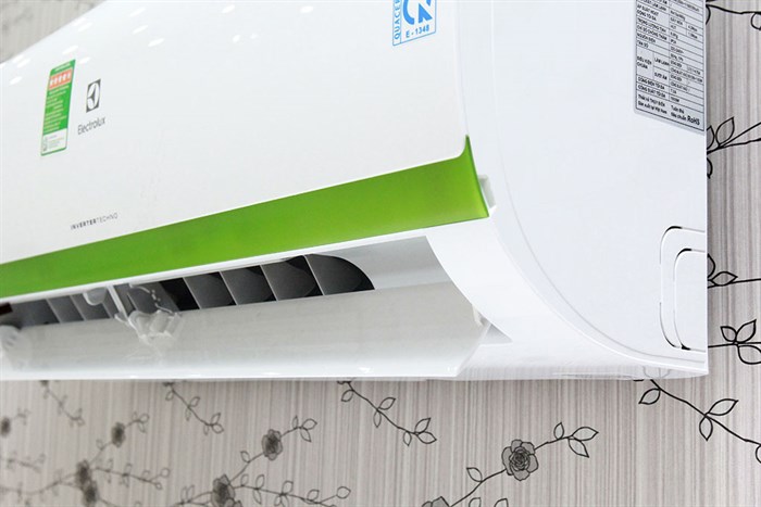 Máy lạnh Electrolux Inverter 1 HP ESV09CRK-A4 Màu Trắng