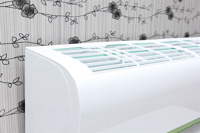 Máy lạnh Electrolux Inverter 2 HP ESV18CRK-A4