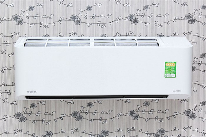 Máy lạnh Toshiba Inverter 1.5 HP RAS-H13BKCV-V Màu Trắng