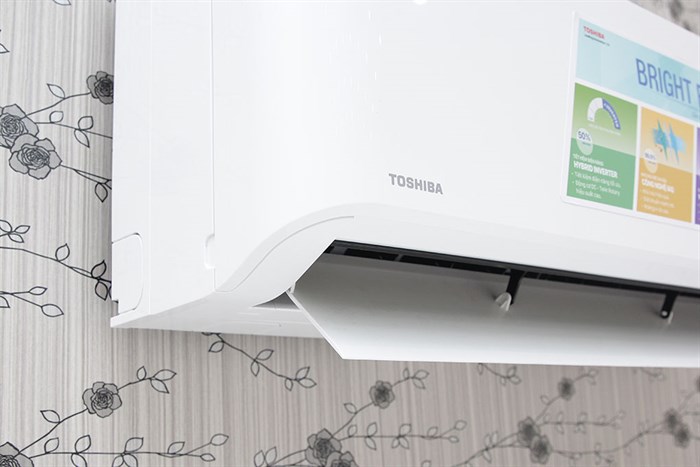Máy lạnh Toshiba Inverter 2 HP RAS-H18BKCV-V Màu Trắng