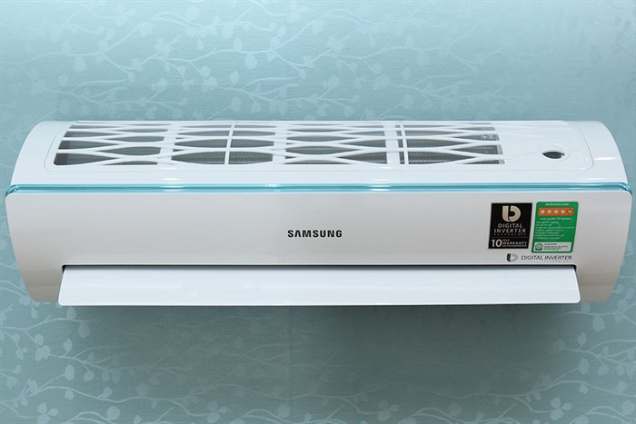 Máy lạnh Samsung Inverter 1 HP AR10KVFSCURNSV Màu Trắng