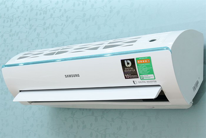 Máy lạnh Samsung Inverter 1 HP AR10KVFSCURNSV Màu Trắng