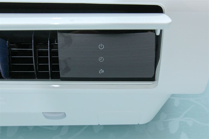 Máy lạnh Samsung Inverter 1 HP AR10KVFSCURNSV Màu Trắng