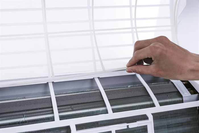 Máy lạnh Samsung Inverter 2.0 HP AR18MVFHGWKNSV Màu Trắng