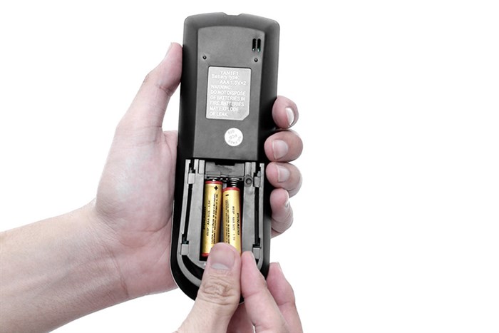 Máy lạnh Gree Inverter 1.5 HP GWC12MA-K3DNC2I Màu Trắng