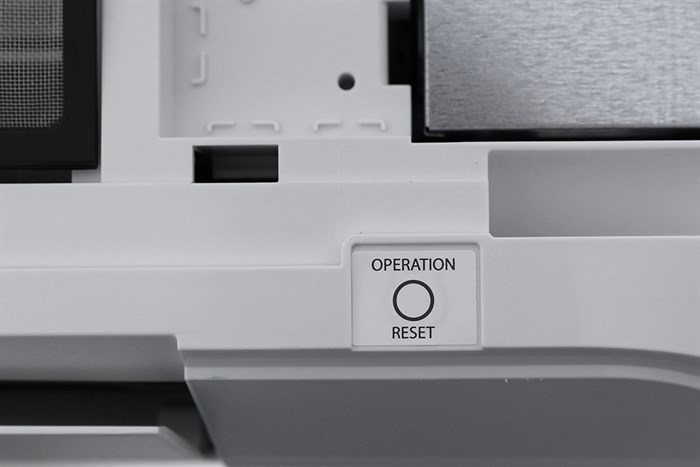 Máy lạnh Toshiba Inverter 2 HP RAS-H18PKCVG-V Màu Trắng