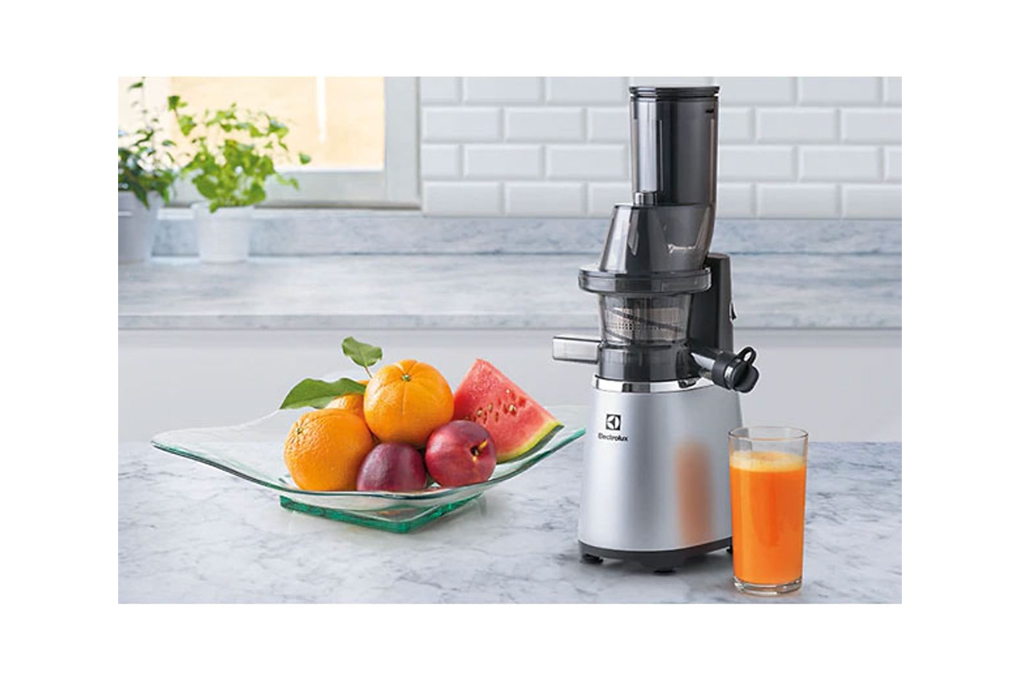 Máy ép chậm Electrolux ESJ4000S