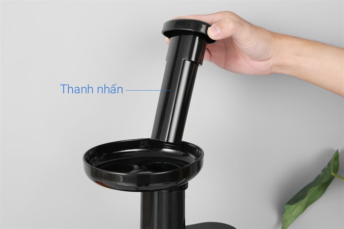 Máy ép chậm Korihome JEK-636 Màu Đỏ