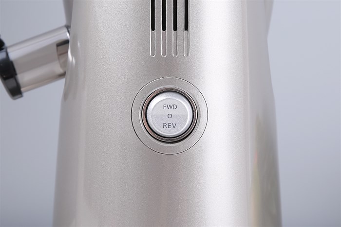 Máy ép chậm Kuvings C7000 bạc Màu Bạc