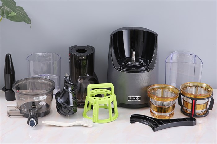 Máy ép chậm Kuvings EVO820 đen Màu Đen