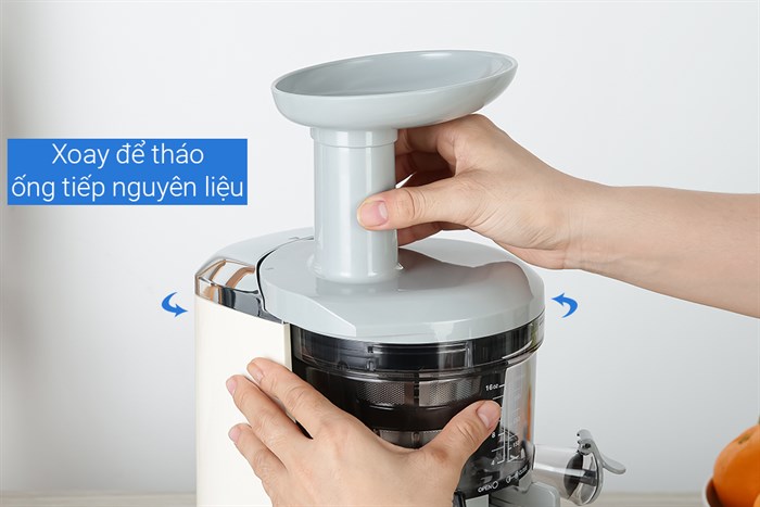 Máy ép chậm Smeg SJF01CREU (535.43.625) Màu Kem