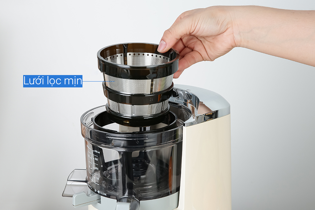 Máy ép chậm Smeg SJF01CREU (535.43.625) Màu Kem