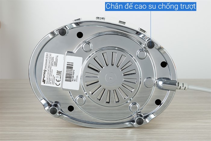 Máy ép chậm Smeg SJF01CREU (535.43.625) Màu Kem