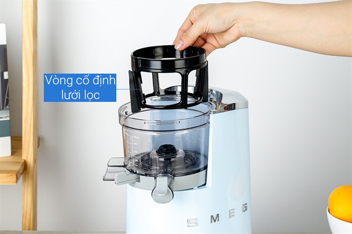 Máy ép chậm Smeg SJF01PBEU (535.43.628) Màu Xanh Dương