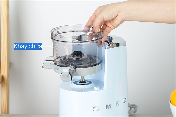 Máy ép chậm Smeg SJF01PBEU (535.43.628) Màu Xanh Dương