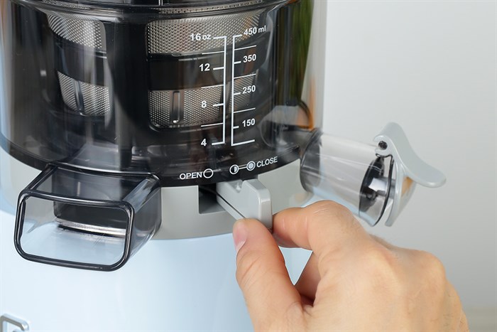 Máy ép chậm Smeg SJF01PBEU (535.43.628) Màu Xanh Dương