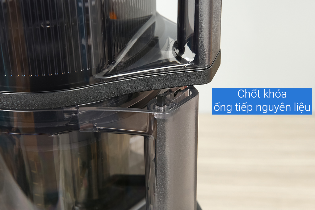Máy ép chậm Hurom H300E-BBE Màu Đen