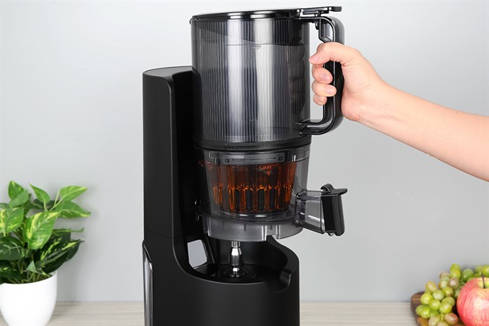 Máy ép chậm Hurom H200-BBE Màu Đen