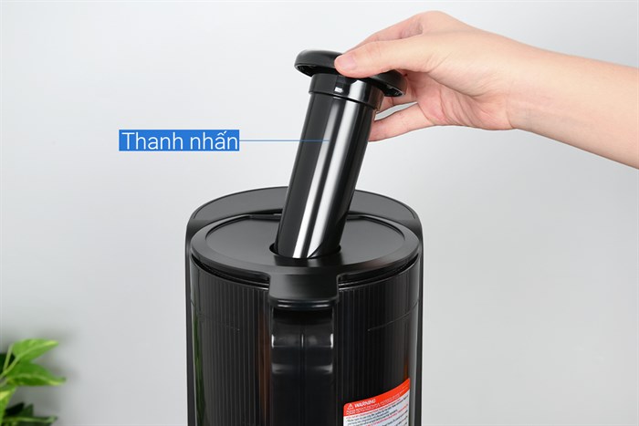 Máy ép chậm Hurom H200-BBE Màu Đen