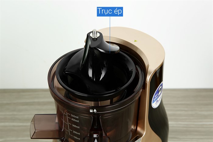 Máy ép chậm BlueStone SJB-6568 Màu Đen - Vàng đồng