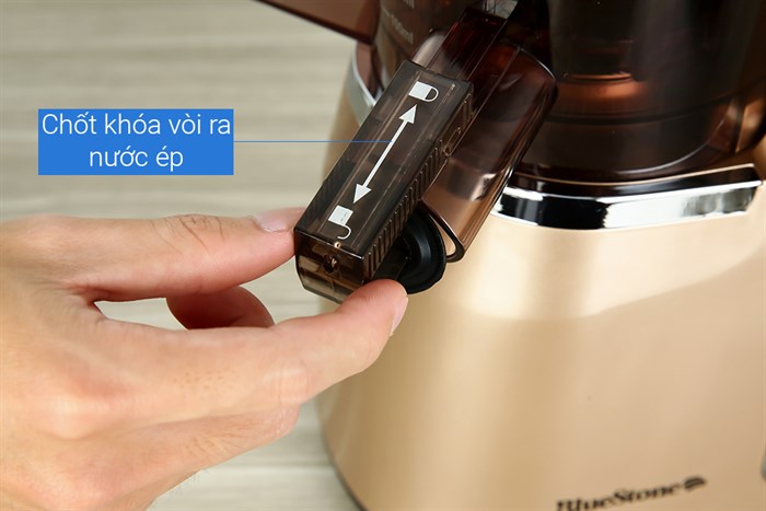 Máy ép chậm BlueStone SJB-6568 Màu Đen - Vàng đồng