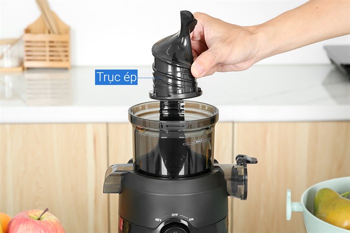 Máy ép chậm Comet CM9616 Màu Đen