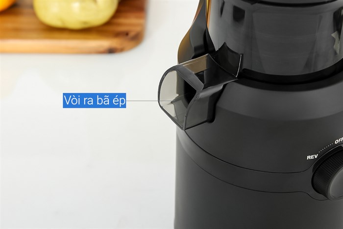 Máy ép chậm Comet CM9616 Màu Đen