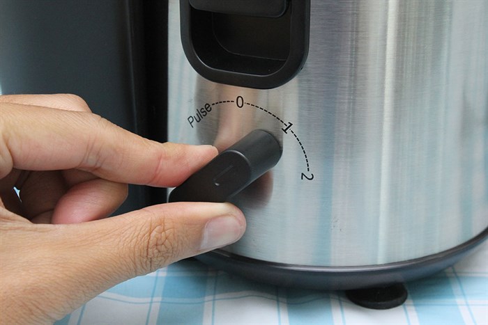 Máy ép trái cây Supor SJ11S Màu Inox