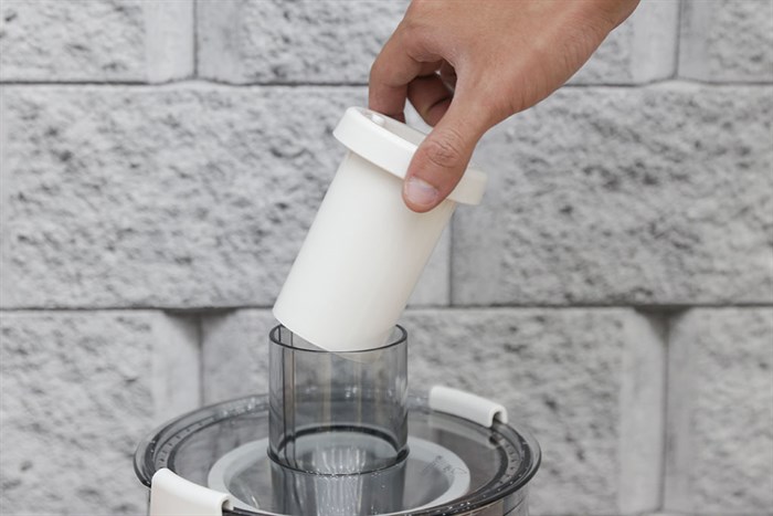 Máy ép trái cây BlueStone JEB-6519 Màu Trắng - Cam