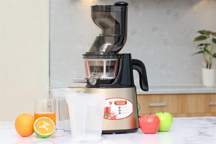 Máy ép chậm Iruka I-52 Màu Đen - nâu