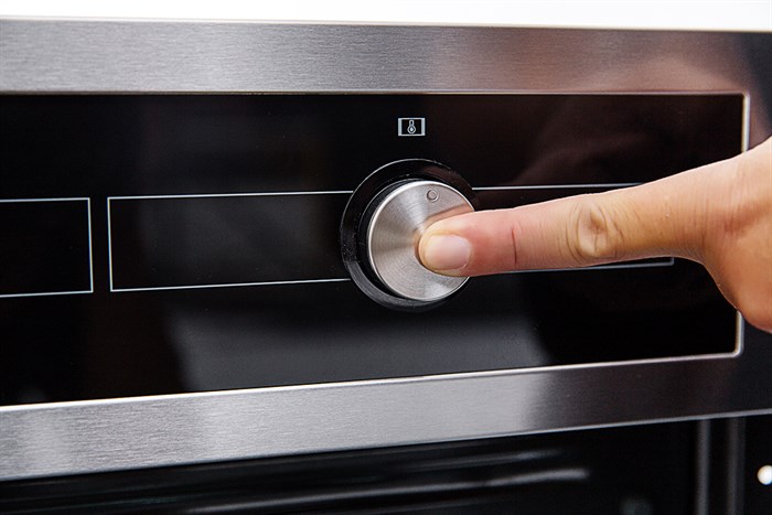 Lò nướng âm Teka HL 850 57 lít Màu Xám