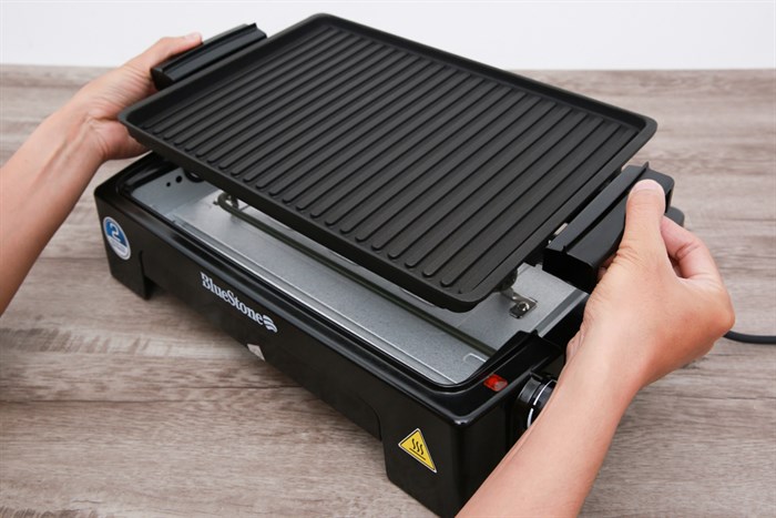 Bếp nướng điện BlueStone EGB-7418 1500W Màu Đen