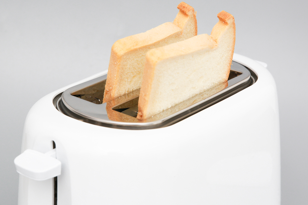 Máy nướng bánh mì Electrolux ETS1303W 870 W - 3