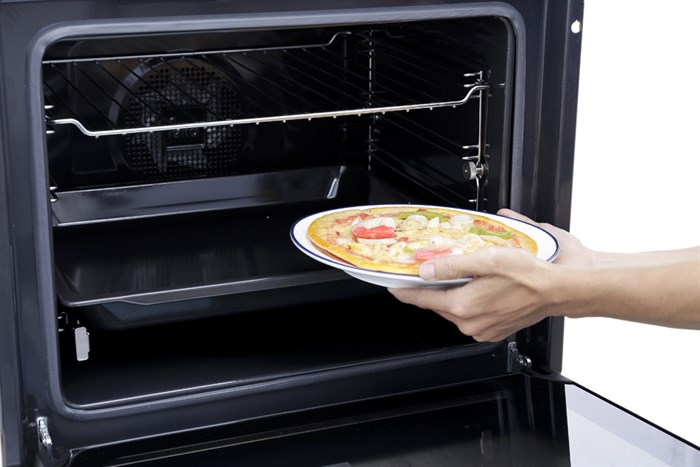 Lò nướng âm Teka HSB 635 70 lít Màu Bạc