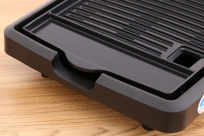 Bếp nướng điện BlueStone EGB-7408 Màu Đen