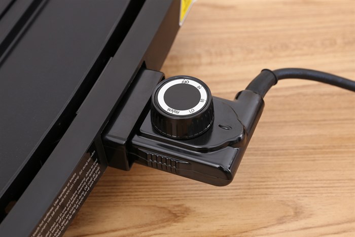 Bếp nướng điện BlueStone EGB-7408 Màu Đen