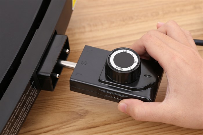 Bếp nướng điện BlueStone EGB-7408 Màu Đen