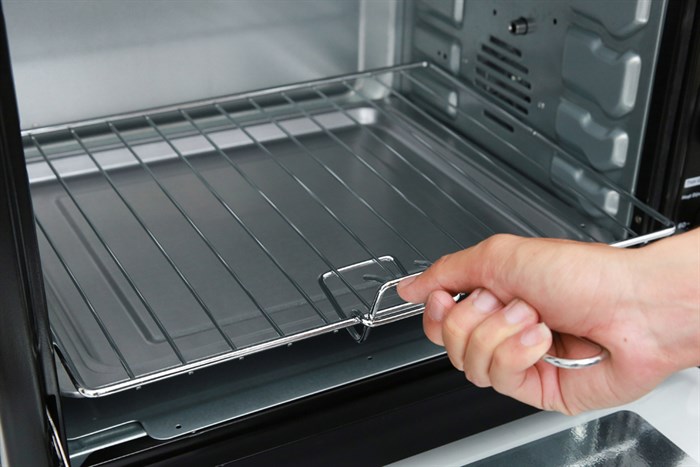 Lò nướng Midea MEO-38AGY8 38 lít Màu Đen