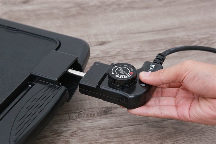 Bếp nướng điện Happycook HGR 5295 KG 2000 W Màu Đen