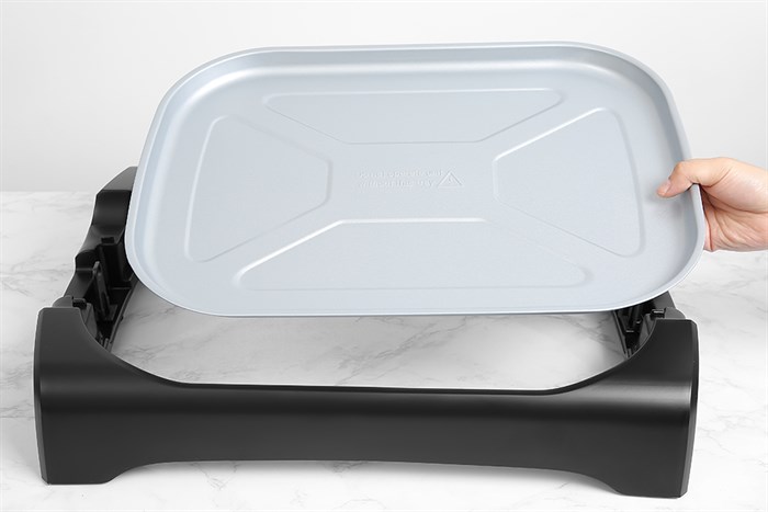 Bếp nướng điện Electrolux ETTG1-40BK 2200W Màu Đen