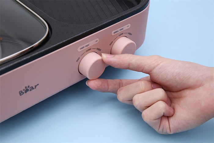 Bếp lẩu nướng đa năng Bear DKL-C12D1 Màu Hồng