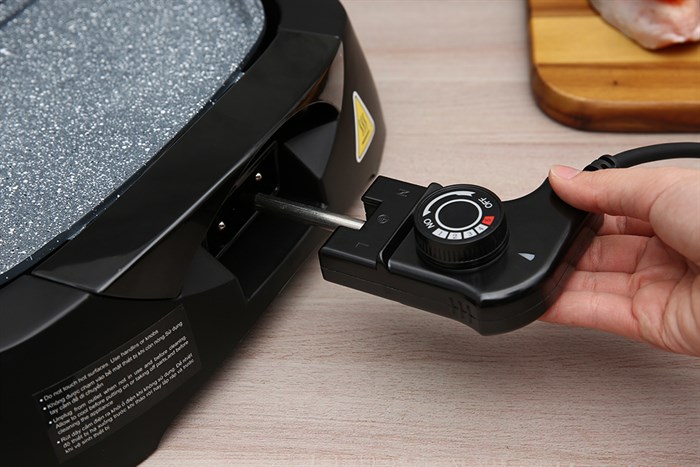 Bếp nướng điện BlueStone EGB-7417 Màu Đen