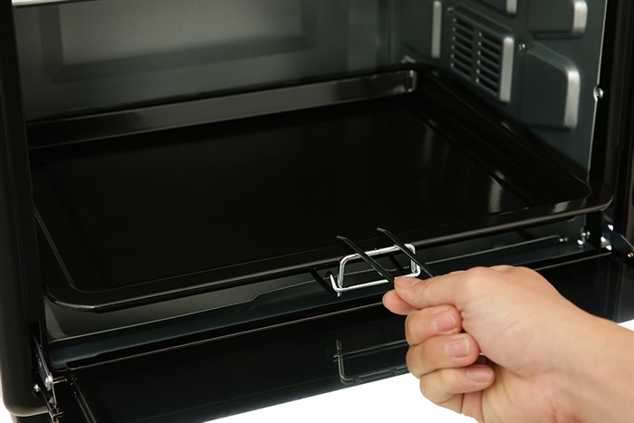 Lò nướng Electrolux EOT3218XG 32 lít Màu Đen