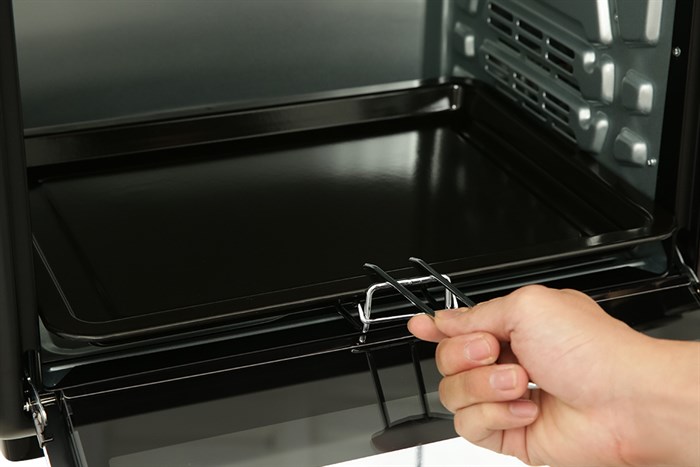 Lò nướng Electrolux EOT4022XFG 40 lít Màu Đen