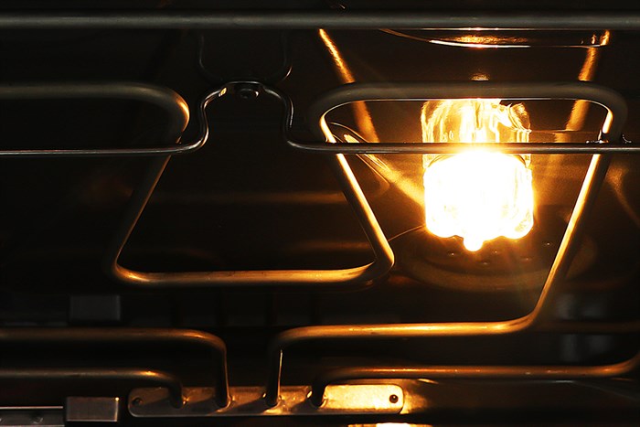 Lò nướng âm Bosch HBA5360B0K 71 lít Màu Đen