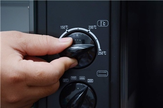 Lò nướng Sanaky VH308S 30 lít
