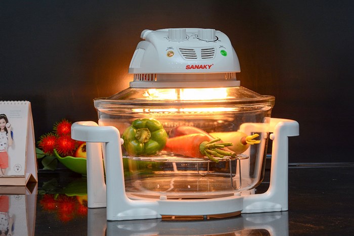 Lò nướng thuỷ tinh Sanaky 158T 15 lít Màu Trắng