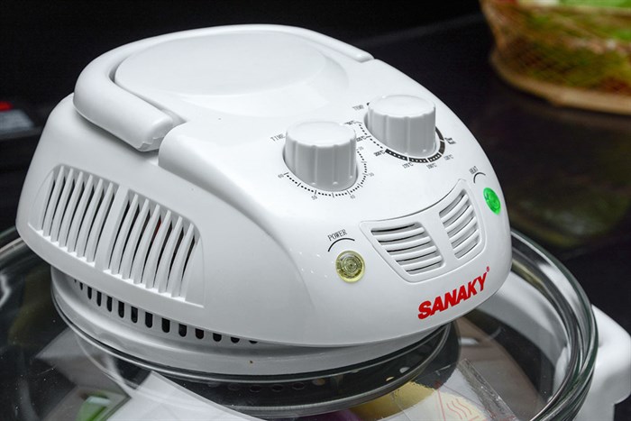 Lò nướng thuỷ tinh Sanaky 158T 15 lít Màu Trắng
